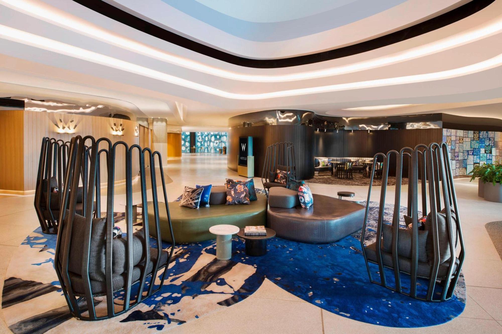 W Brisbane Hotel Bagian luar foto The lobby of the hotel