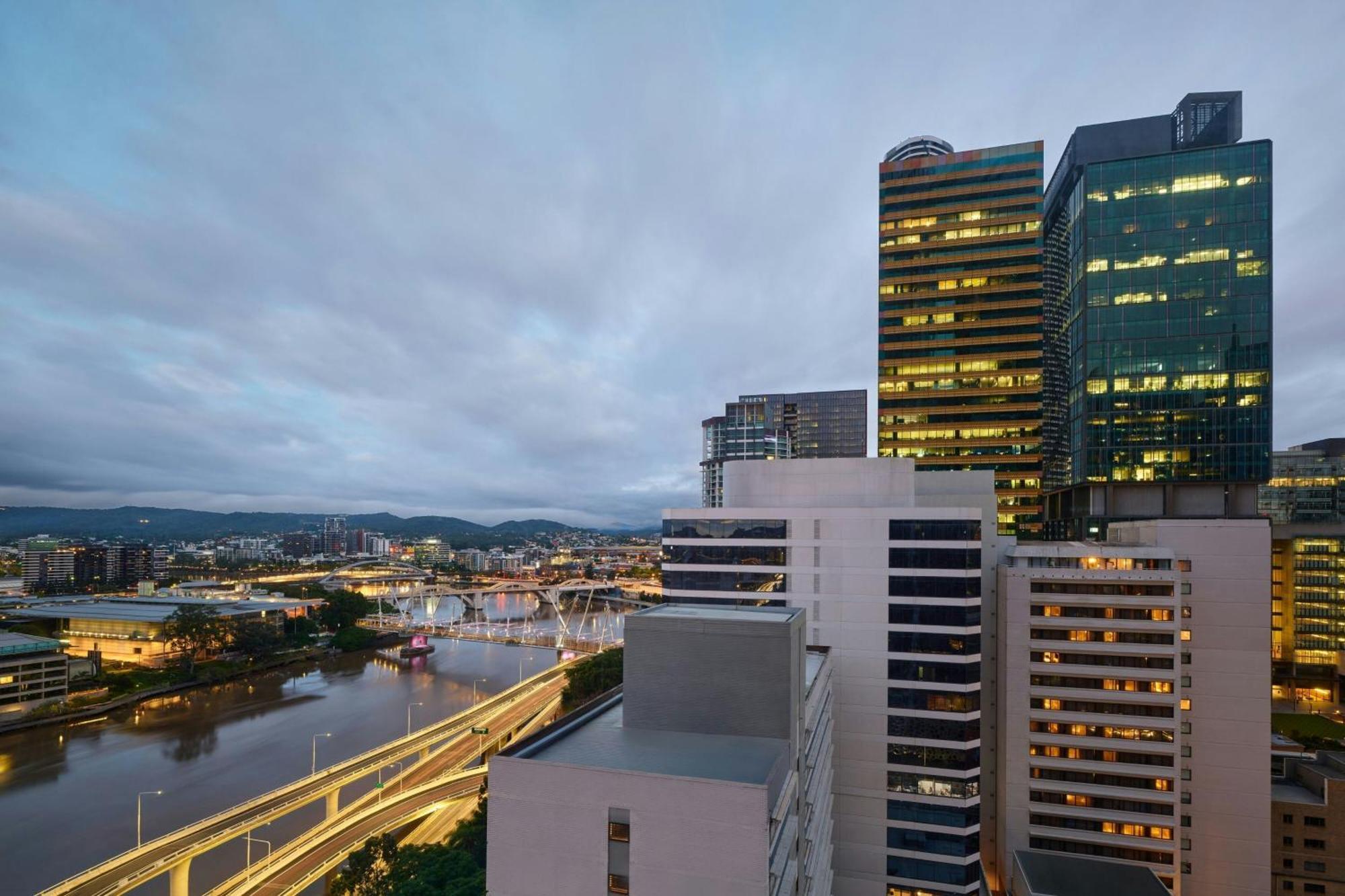 W Brisbane Hotel Bagian luar foto